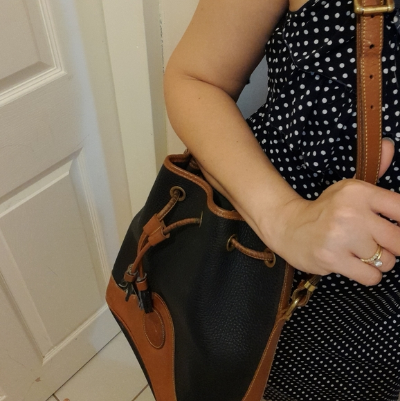 Vintage Dooney Bourke bucket bag Purse Leather - Picture 6 of 6